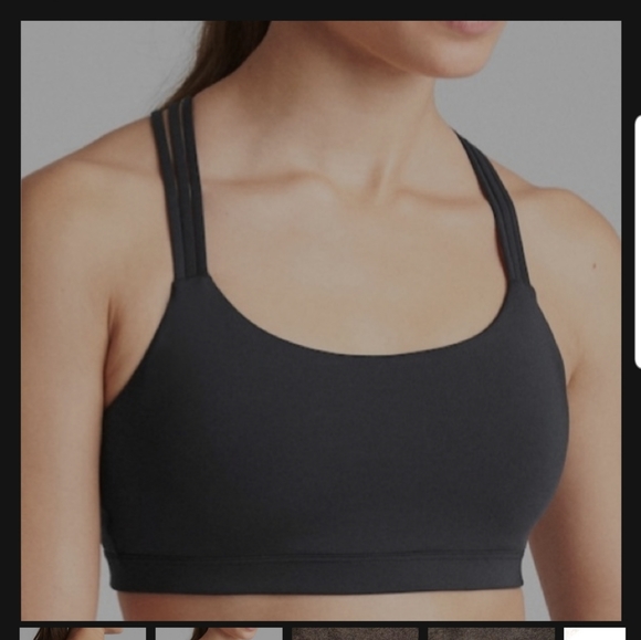GapFit | Eclipse Medium Support Strappy Sports Bra - Picture 2 of 7